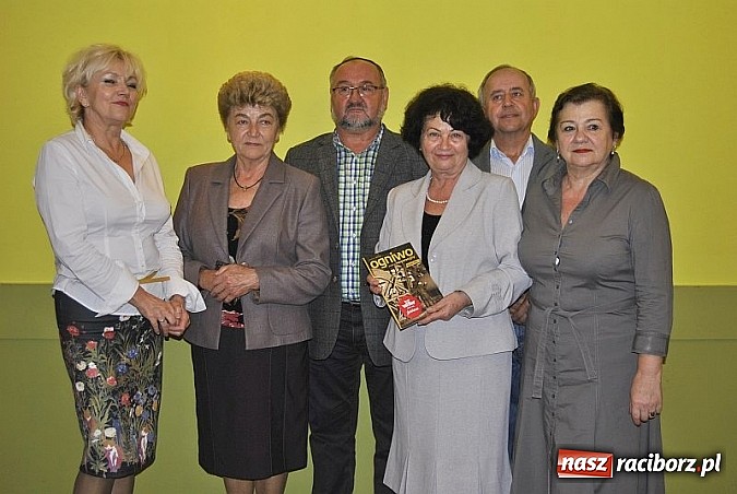 Zdjęcie w galerii na portalu naszraciborz.pl: Rafakowscy emeryci świętowali Dzień Seniora wiadomości z regionu