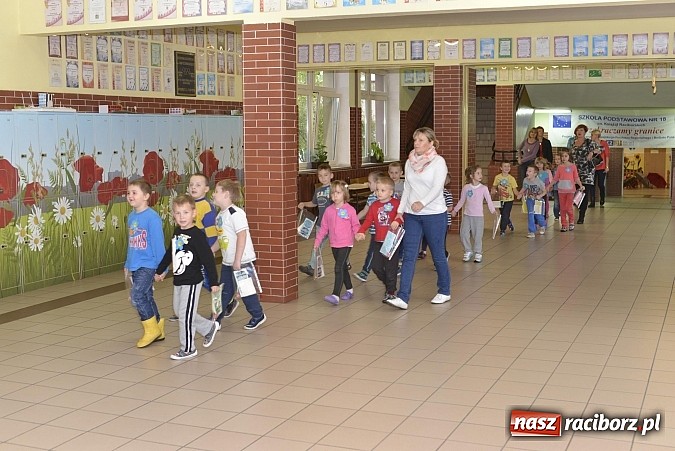 Zdjęcie w galerii na portalu naszraciborz.pl: Dzień Otwartych Drzwi w SP18 wiadomości z regionu