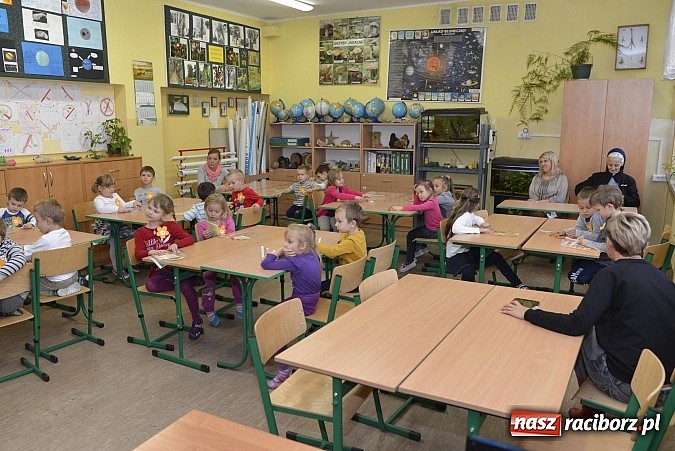 Zdjęcie w galerii na portalu naszraciborz.pl: Dzień Otwartych Drzwi w SP18 wiadomości z regionu