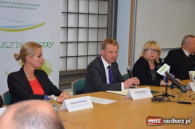 Zdjęcie w galerii na portalu naszraciborz.pl: Nowoczesny radar meteorologiczny powstanie na G&oacute;rze Św. Anny - umowa podpisana wiadomości z regionu