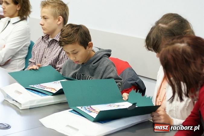 Zdjęcie w galerii na portalu naszraciborz.pl: Ogólnopolska kampania Zachowaj Trzeźwy Umysł wiadomości z regionu