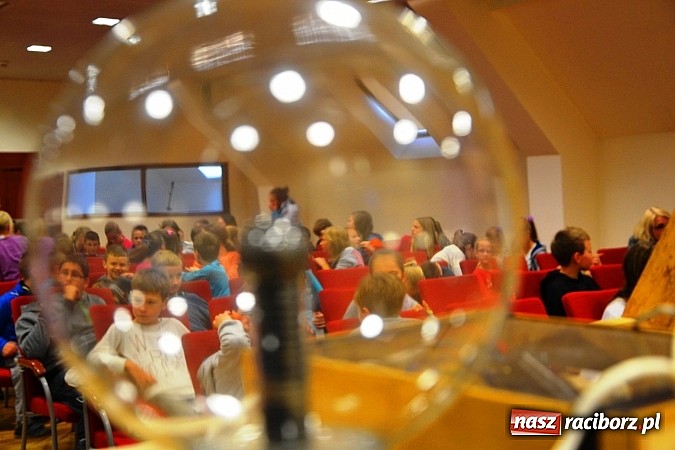 Zdjęcie w galerii na portalu naszraciborz.pl: VII Raciborskie Dni Nauki i Techniki - dzień drugi wiadomości z regionu