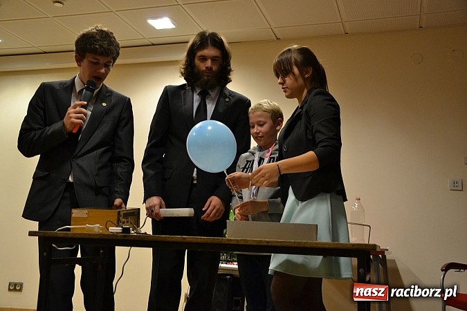 Zdjęcie w galerii na portalu naszraciborz.pl: VII Raciborskie Dni Nauki i Techniki - dzień drugi wiadomości z regionu