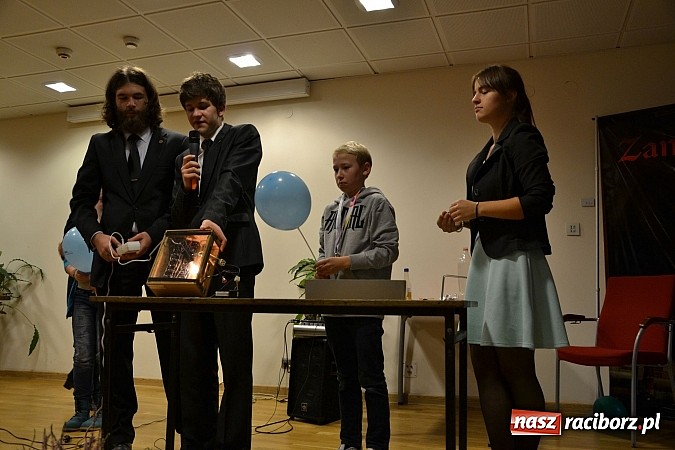 Zdjęcie w galerii na portalu naszraciborz.pl: VII Raciborskie Dni Nauki i Techniki - dzień drugi wiadomości z regionu