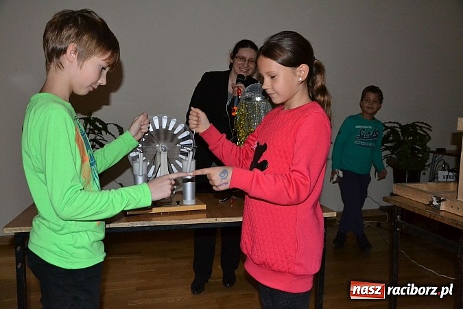 Zdjęcie w galerii na portalu naszraciborz.pl: VII Raciborskie Dni Nauki i Techniki - dzień drugi wiadomości z regionu