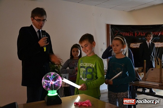 Zdjęcie w galerii na portalu naszraciborz.pl: VII Raciborskie Dni Nauki i Techniki - dzień drugi wiadomości z regionu