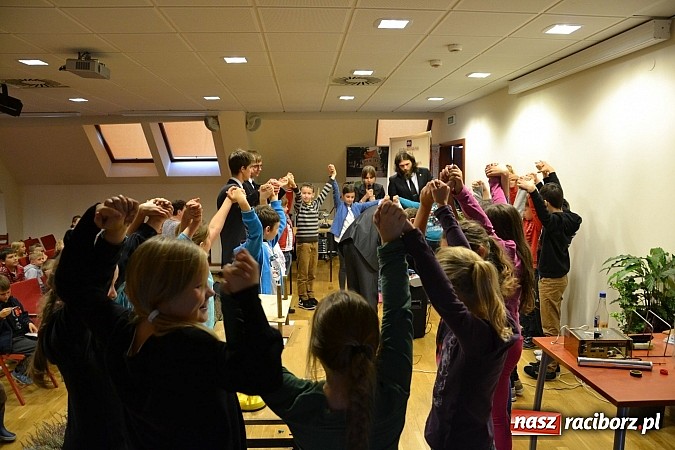 Zdjęcie w galerii na portalu naszraciborz.pl: VII Raciborskie Dni Nauki i Techniki - dzień drugi wiadomości z regionu