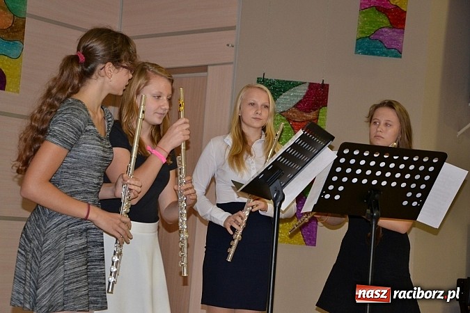 Zdjęcie w galerii na portalu naszraciborz.pl: Dzień Edukacji Narodowej w Krzyżanowicach wiadomości z regionu