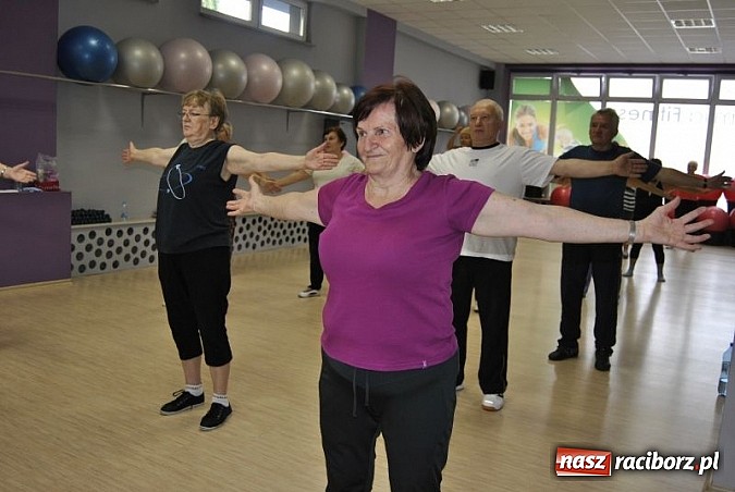 Zdjęcie w galerii na portalu naszraciborz.pl: Aktywny Dzień Seniora w Akademii Fitness wiadomości z regionu