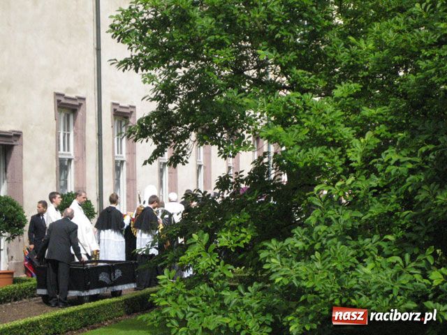 Zdjęcie w galerii na portalu naszraciborz.pl: Pożegnanie księcia Franza Albrechta wiadomości z regionu