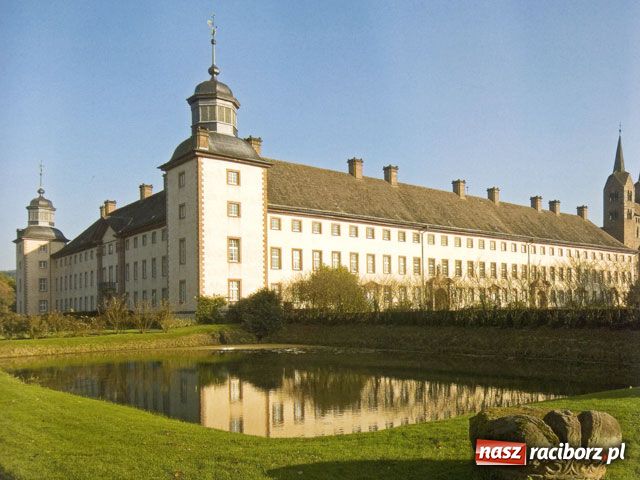 Zdjęcie w galerii na portalu naszraciborz.pl: Pożegnanie księcia Franza Albrechta wiadomości z regionu