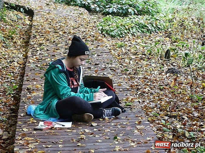 Zdjęcie w galerii na portalu naszraciborz.pl: Jesień pod znakiem ekologii w Gimnazjum nr 1 im. Wisławy Szymborskiej  wiadomości z regionu