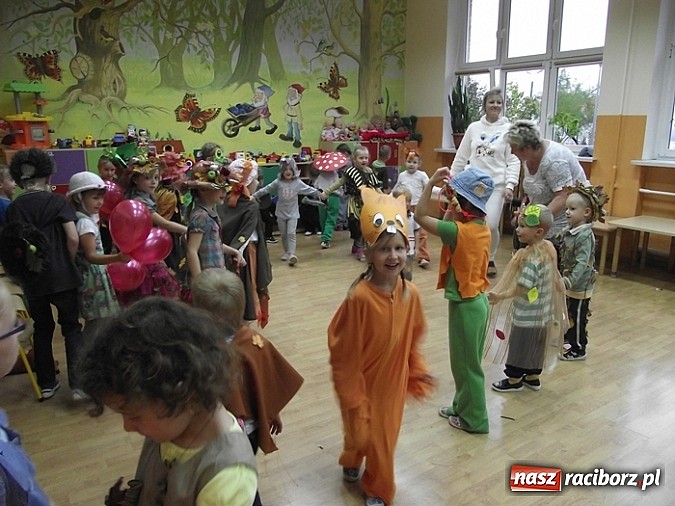 Zdjęcie w galerii na portalu naszraciborz.pl: Przedszkolaki z Brzezia: na opady mamy rady  wiadomości z regionu