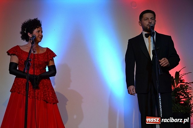 Zdjęcie w galerii na portalu naszraciborz.pl: W krainie Czardasza, czyli najpiękniejsze opery i operetki na zamku  wiadomości z regionu