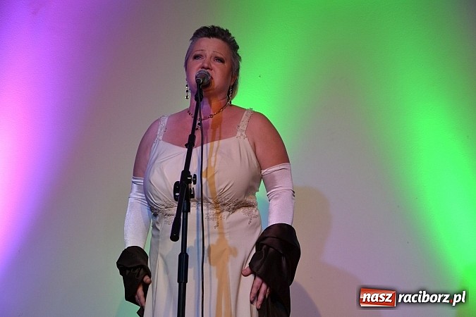 Zdjęcie w galerii na portalu naszraciborz.pl: W krainie Czardasza, czyli najpiękniejsze opery i operetki na zamku  wiadomości z regionu