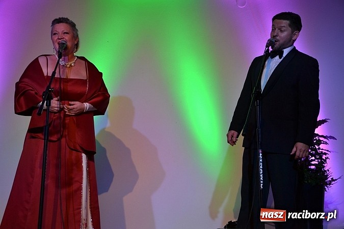 Zdjęcie w galerii na portalu naszraciborz.pl: W krainie Czardasza, czyli najpiękniejsze opery i operetki na zamku  wiadomości z regionu