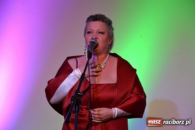 Zdjęcie w galerii na portalu naszraciborz.pl: W krainie Czardasza, czyli najpiękniejsze opery i operetki na zamku  wiadomości z regionu