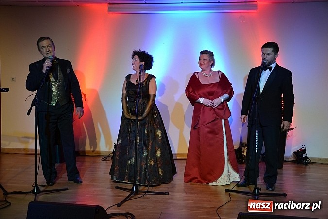 Zdjęcie w galerii na portalu naszraciborz.pl: W krainie Czardasza, czyli najpiękniejsze opery i operetki na zamku  wiadomości z regionu