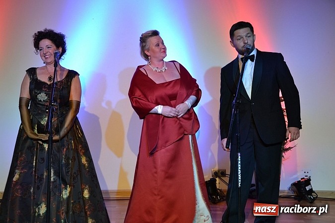 Zdjęcie w galerii na portalu naszraciborz.pl: W krainie Czardasza, czyli najpiękniejsze opery i operetki na zamku  wiadomości z regionu