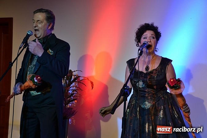 Zdjęcie w galerii na portalu naszraciborz.pl: W krainie Czardasza, czyli najpiękniejsze opery i operetki na zamku  wiadomości z regionu