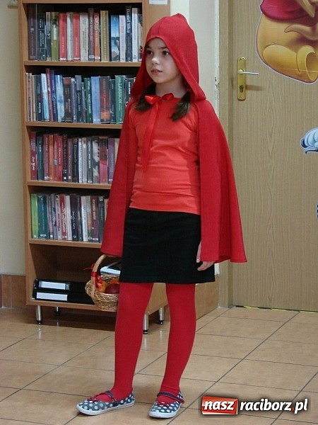 Zdjęcie w galerii na portalu naszraciborz.pl: My uczniowie pierwszej klasy Tobie, Książko przyrzekamy… wiadomości z regionu