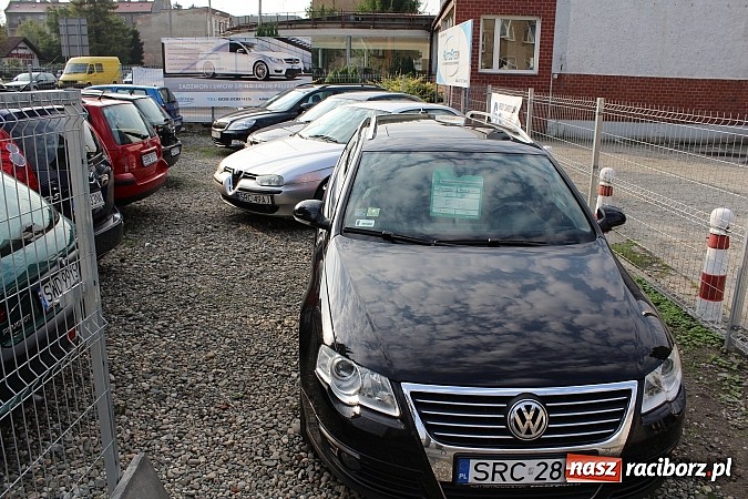 Zdjęcie w galerii na portalu naszraciborz.pl: Nowoczesny komis samochodowy i agencja reklamowa wiadomości z regionu