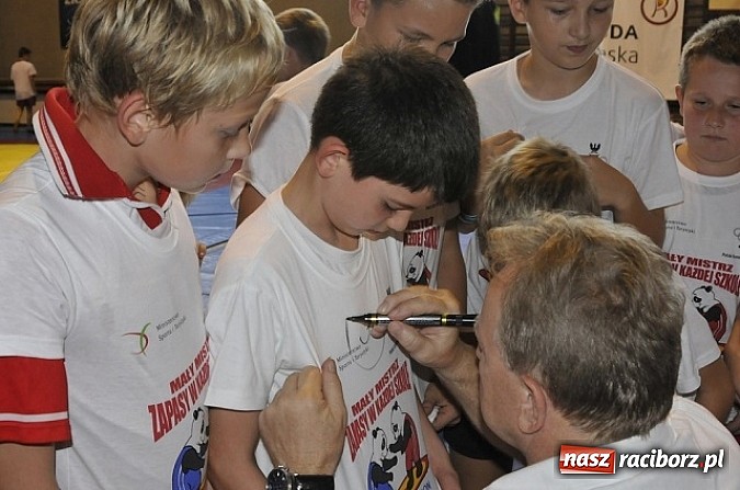 Zdjęcie w galerii na portalu naszraciborz.pl: Rywalizacje szkół w zapasach  wiadomości z regionu