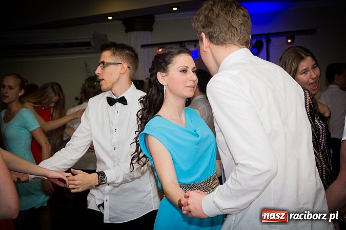 Zdjęcie w galerii na portalu naszraciborz.pl: Półmetek I LO w Raciborzu wiadomości z regionu