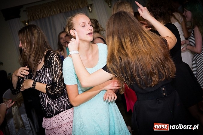 Zdjęcie w galerii na portalu naszraciborz.pl: Półmetek I LO w Raciborzu wiadomości z regionu