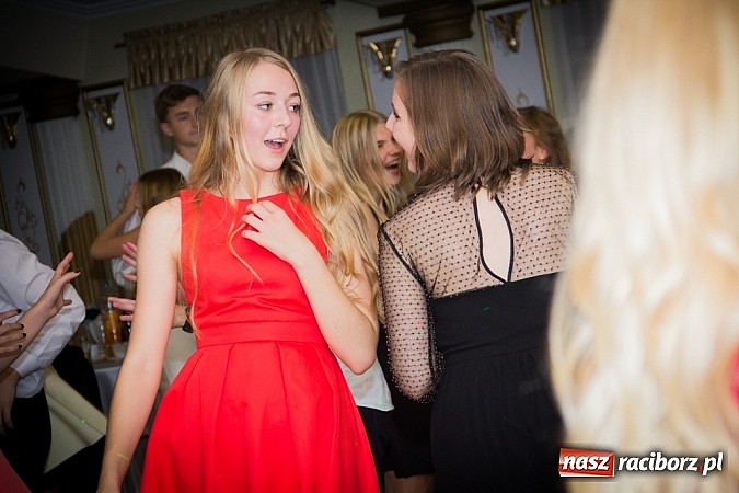 Zdjęcie w galerii na portalu naszraciborz.pl: Półmetek I LO w Raciborzu wiadomości z regionu