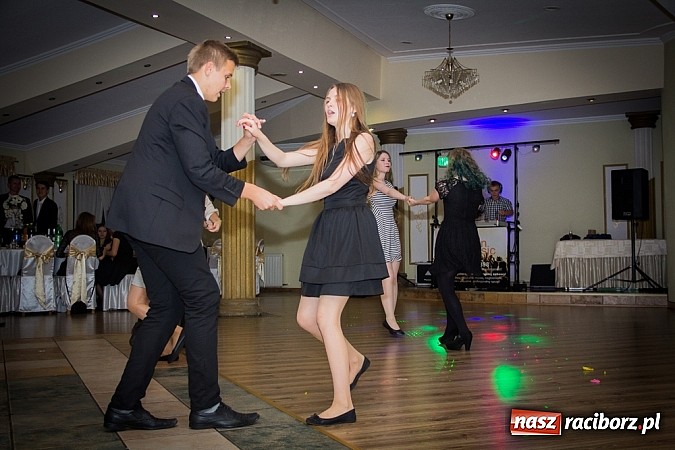 Zdjęcie w galerii na portalu naszraciborz.pl: Półmetek I LO w Raciborzu wiadomości z regionu