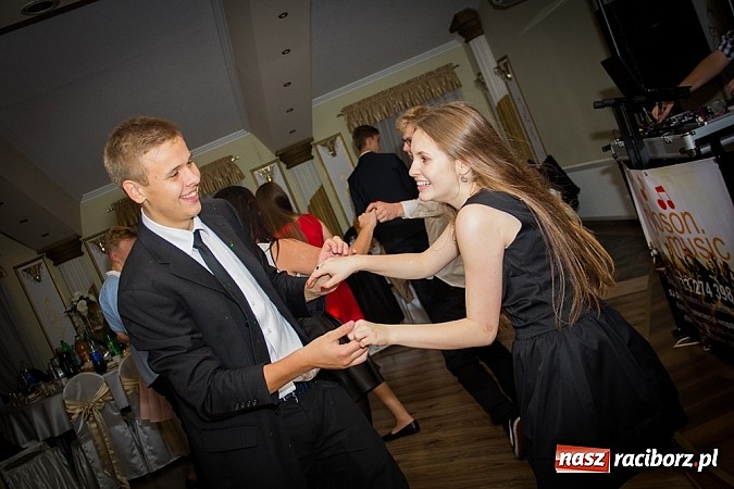 Zdjęcie w galerii na portalu naszraciborz.pl: Półmetek I LO w Raciborzu wiadomości z regionu