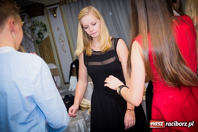 Zdjęcie w galerii na portalu naszraciborz.pl: Półmetek I LO w Raciborzu wiadomości z regionu