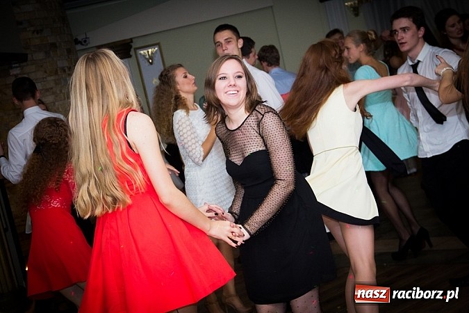 Zdjęcie w galerii na portalu naszraciborz.pl: Półmetek I LO w Raciborzu wiadomości z regionu