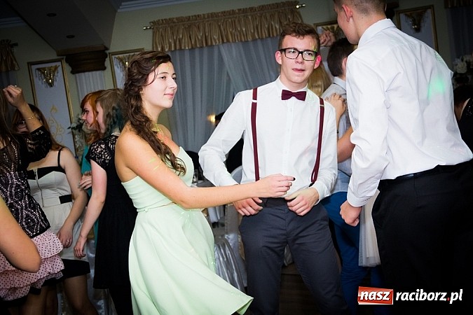 Zdjęcie w galerii na portalu naszraciborz.pl: Półmetek I LO w Raciborzu wiadomości z regionu