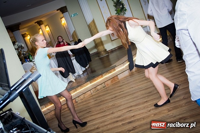 Zdjęcie w galerii na portalu naszraciborz.pl: Półmetek I LO w Raciborzu wiadomości z regionu