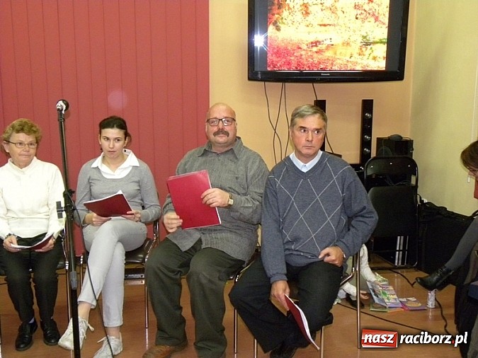 Zdjęcie w galerii na portalu naszraciborz.pl: Pokonać chorobę sztuką - wernisaż w galerii Gawra wiadomości z regionu