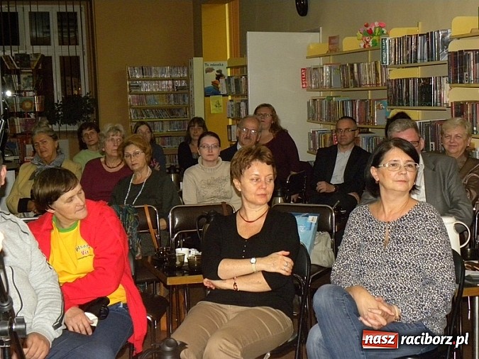 Zdjęcie w galerii na portalu naszraciborz.pl: Pokonać chorobę sztuką - wernisaż w galerii Gawra wiadomości z regionu