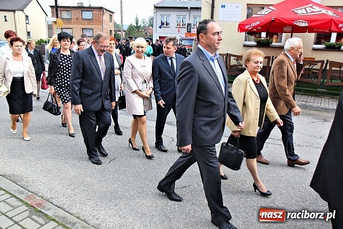 Zdjęcie w galerii na portalu naszraciborz.pl: 110-lecie OSP oraz poświęcenie nowego wozu, czyli wielkie strażackie święto w Lubomi wiadomości z regionu