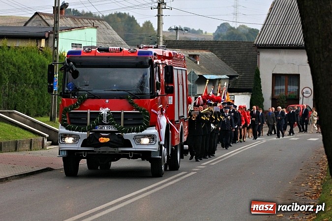 Zdjęcie w galerii na portalu naszraciborz.pl: 110-lecie OSP oraz poświęcenie nowego wozu, czyli wielkie strażackie święto w Lubomi wiadomości z regionu