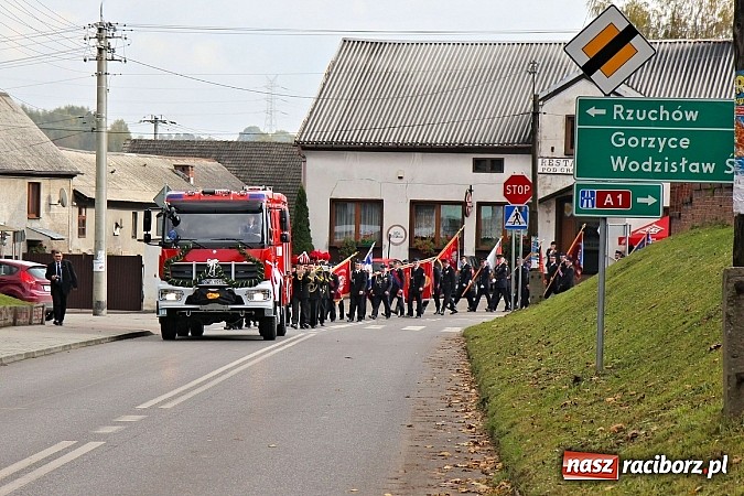 Zdjęcie w galerii na portalu naszraciborz.pl: 110-lecie OSP oraz poświęcenie nowego wozu, czyli wielkie strażackie święto w Lubomi wiadomości z regionu