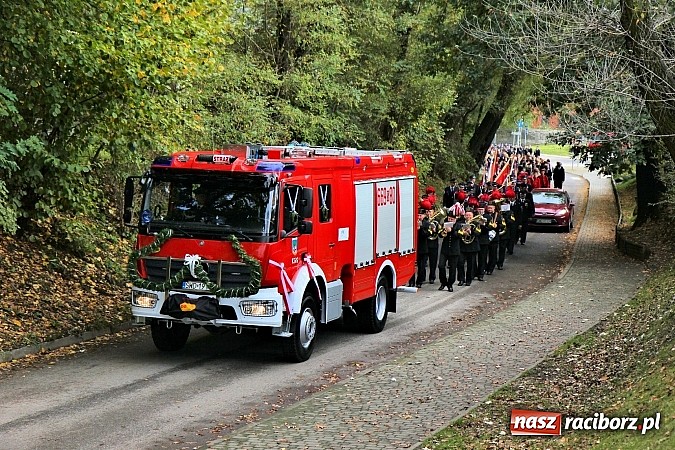 Zdjęcie w galerii na portalu naszraciborz.pl: 110-lecie OSP oraz poświęcenie nowego wozu, czyli wielkie strażackie święto w Lubomi wiadomości z regionu