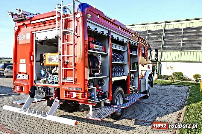 Zdjęcie w galerii na portalu naszraciborz.pl: 110-lecie OSP oraz poświęcenie nowego wozu, czyli wielkie strażackie święto w Lubomi wiadomości z regionu