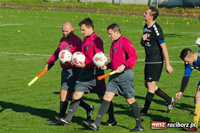 Zdjęcie w galerii na portalu naszraciborz.pl: Klasa okręgowa: Jarosław Pawelec katem Tworkowa wiadomości z regionu