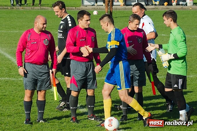 Zdjęcie w galerii na portalu naszraciborz.pl: Klasa okręgowa: Jarosław Pawelec katem Tworkowa wiadomości z regionu