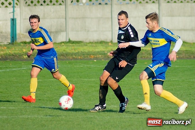 Zdjęcie w galerii na portalu naszraciborz.pl: Klasa okręgowa: Jarosław Pawelec katem Tworkowa wiadomości z regionu