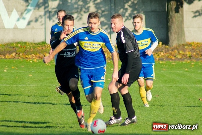 Zdjęcie w galerii na portalu naszraciborz.pl: Klasa okręgowa: Jarosław Pawelec katem Tworkowa wiadomości z regionu