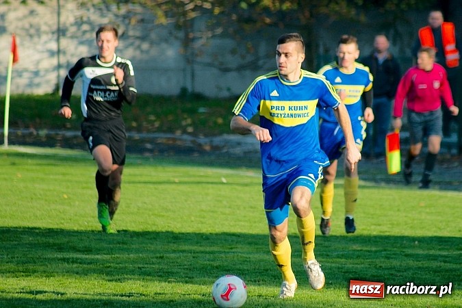 Zdjęcie w galerii na portalu naszraciborz.pl: Klasa okręgowa: Jarosław Pawelec katem Tworkowa wiadomości z regionu