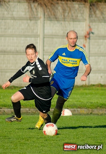 Zdjęcie w galerii na portalu naszraciborz.pl: Klasa okręgowa: Jarosław Pawelec katem Tworkowa wiadomości z regionu