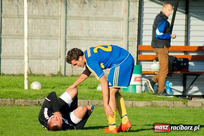 Zdjęcie w galerii na portalu naszraciborz.pl: Klasa okręgowa: Jarosław Pawelec katem Tworkowa wiadomości z regionu